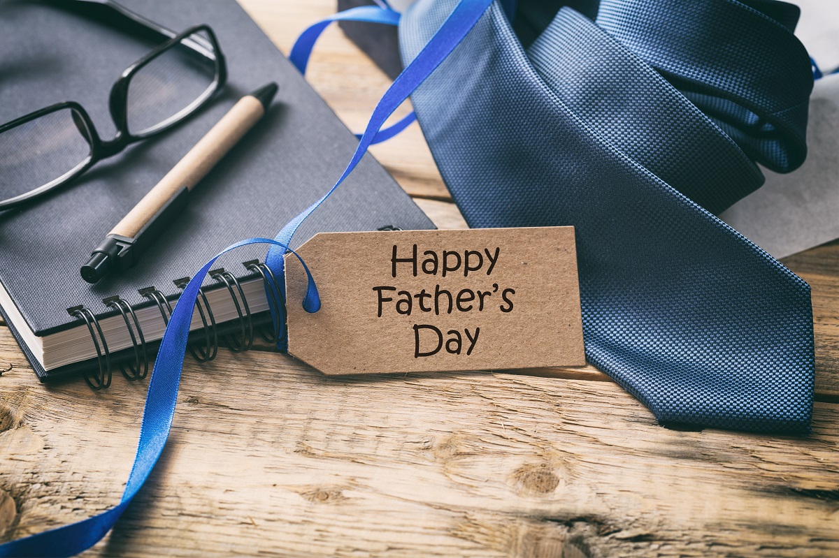 Creative Ways to Celebrate Father's Day in the Office